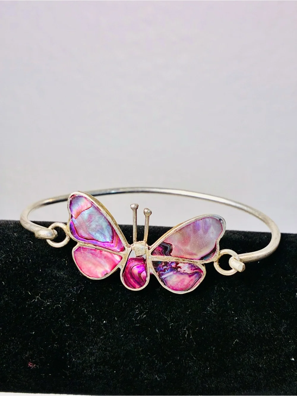 Iridescent Pink & Purple Mother of Pearl Inlay Butterfly Bangle Bracelet 925S